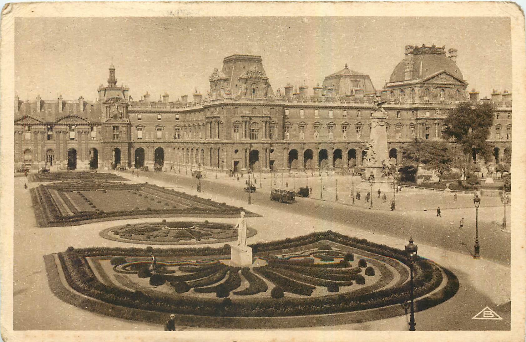 CPA Vues de Paris Le Carrousel 