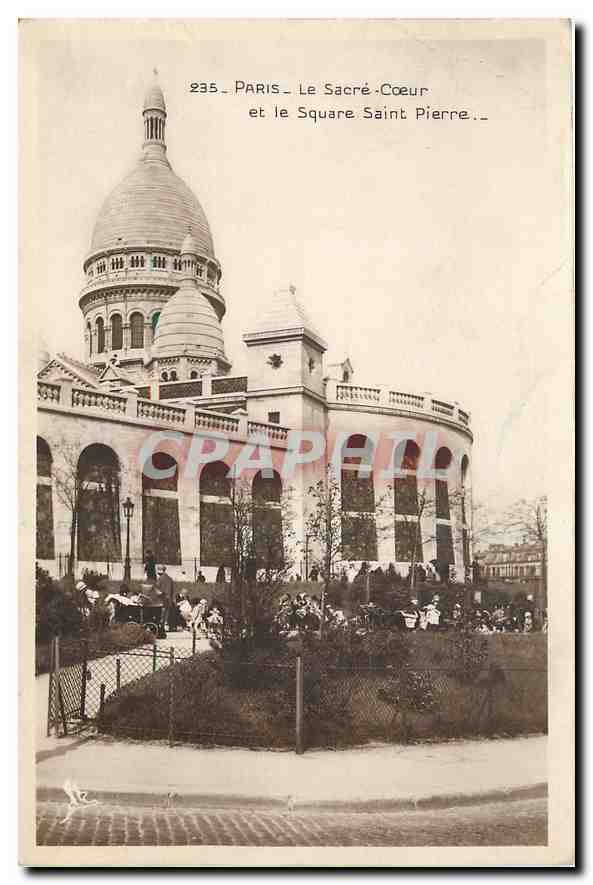 CPA Paris le Sacre Coeur et le Square Saint Pierre 
