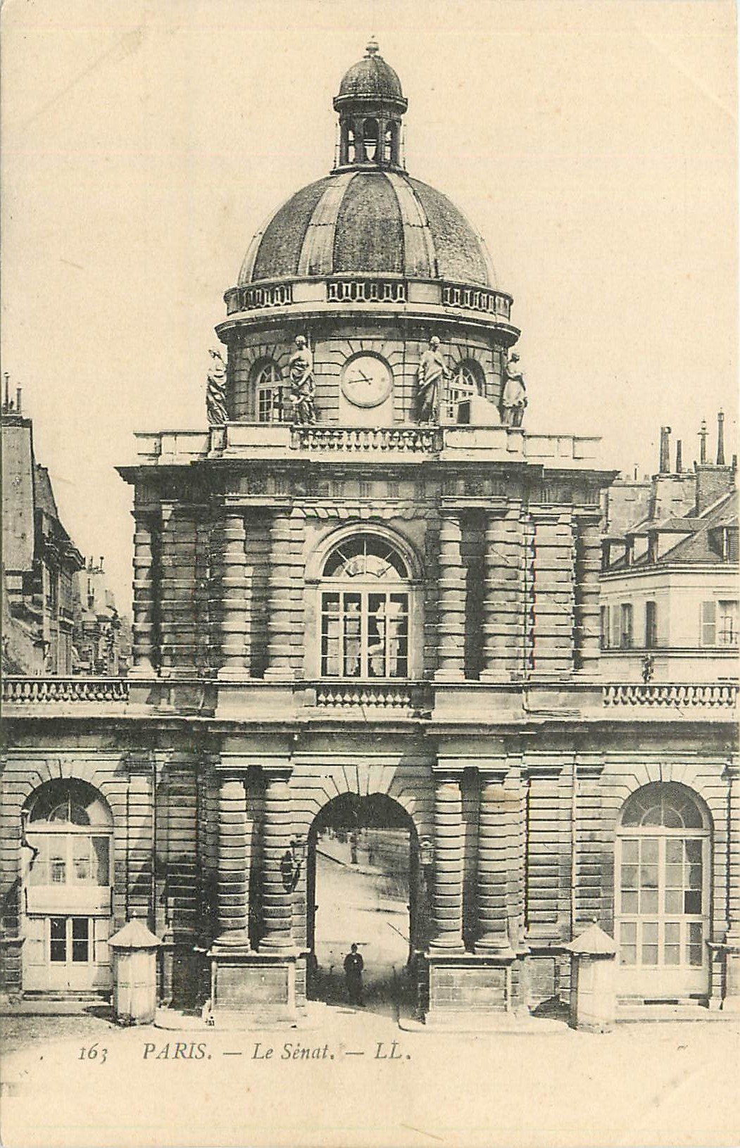 CPA Paris Le Senat 