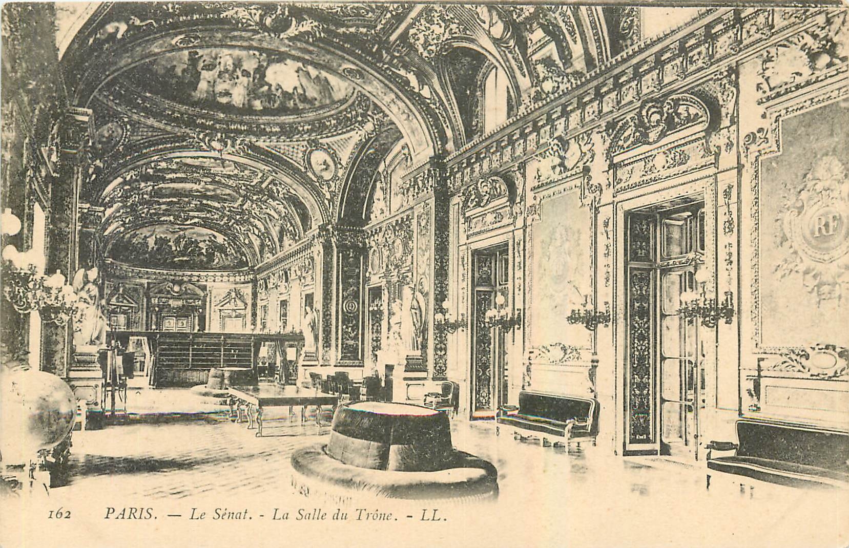 CPA Paris Le Senat La Salle du Trone 