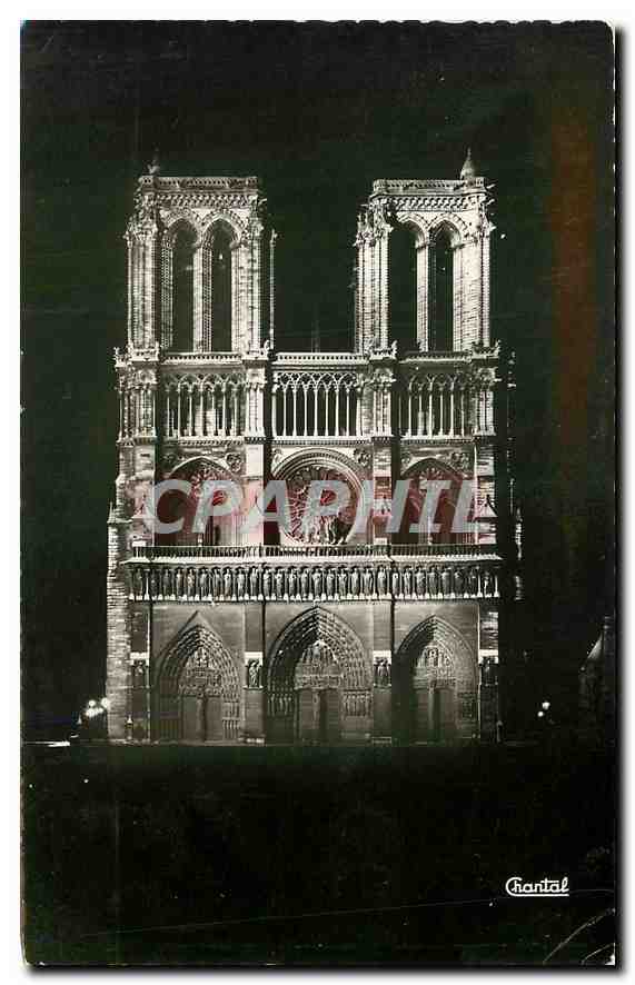 CPA Paris Facade de Notre Dame illuminee 