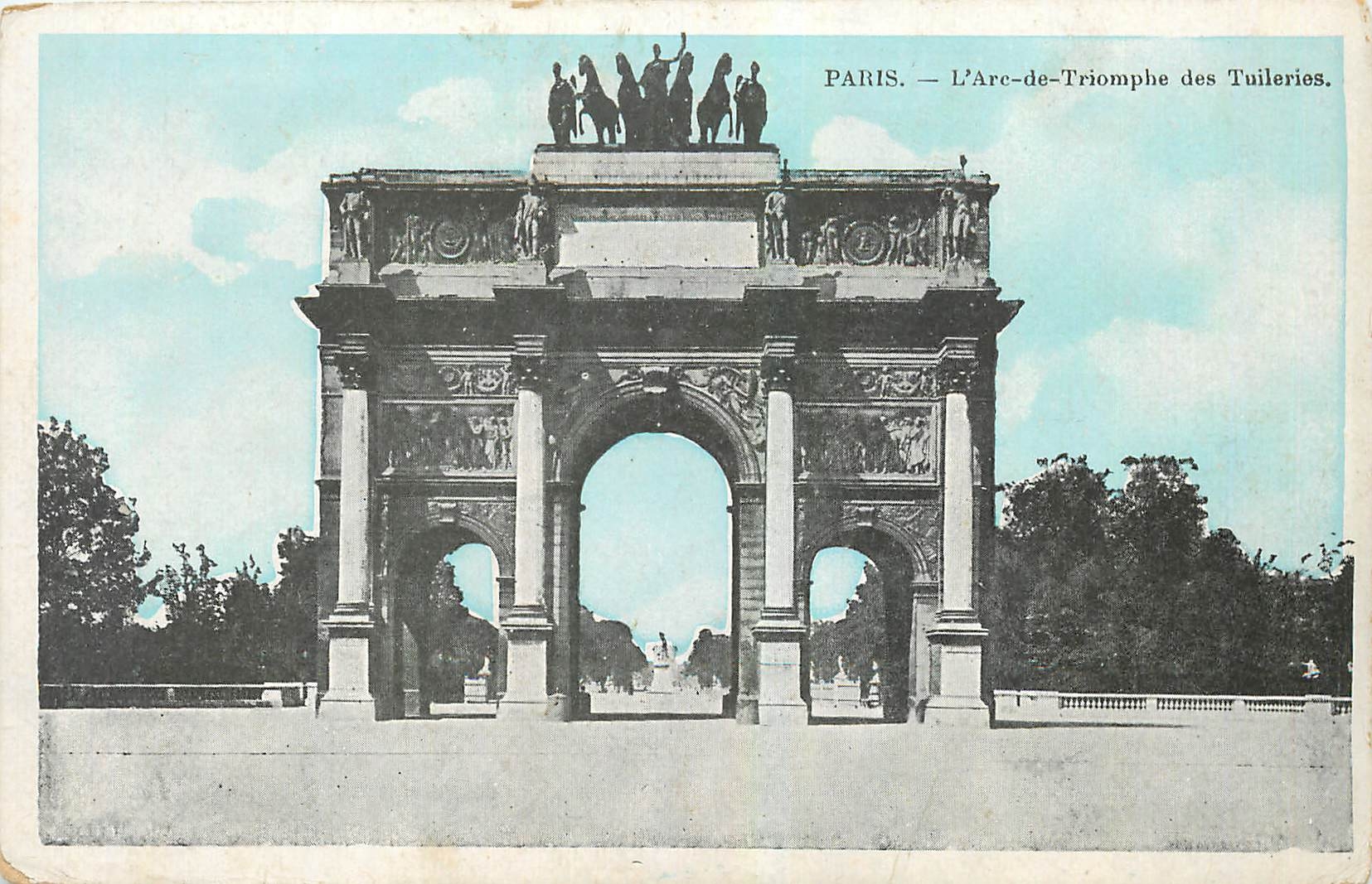 CPA Paris l'Arc de Triomphe des Tuileries 