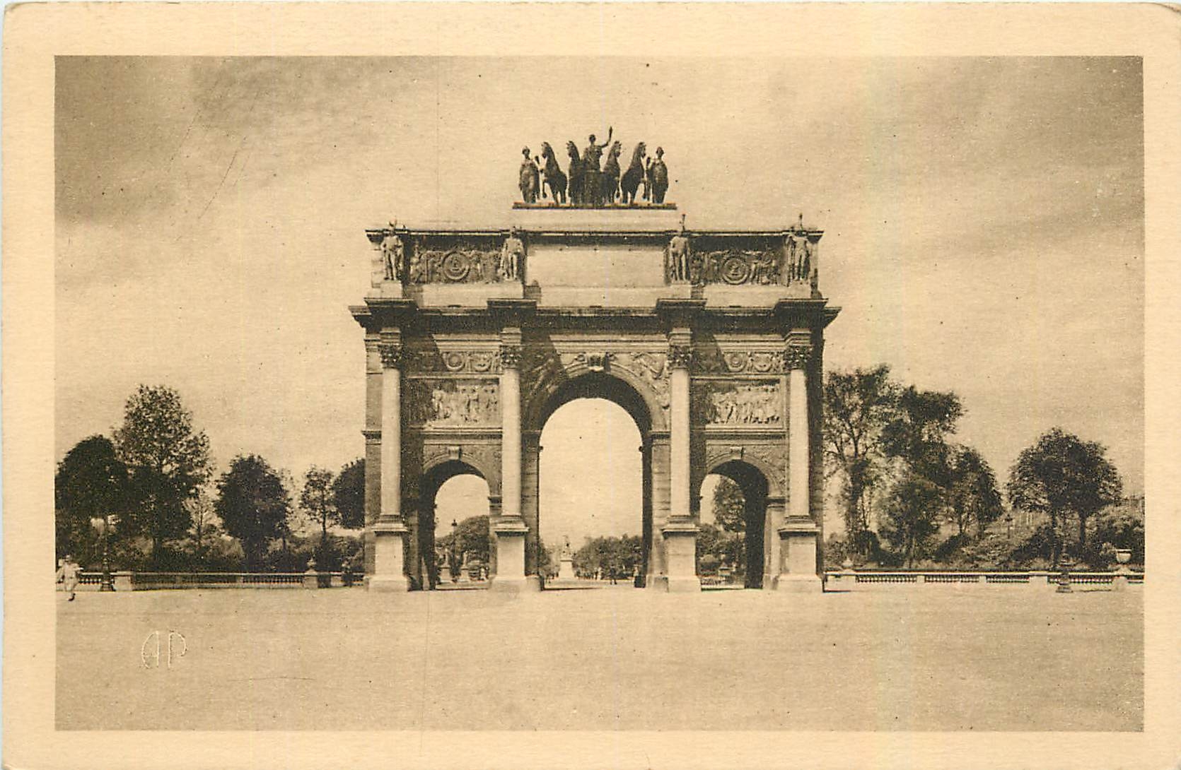 CPA Paris L'Arc de Triomphe du Carrousel 