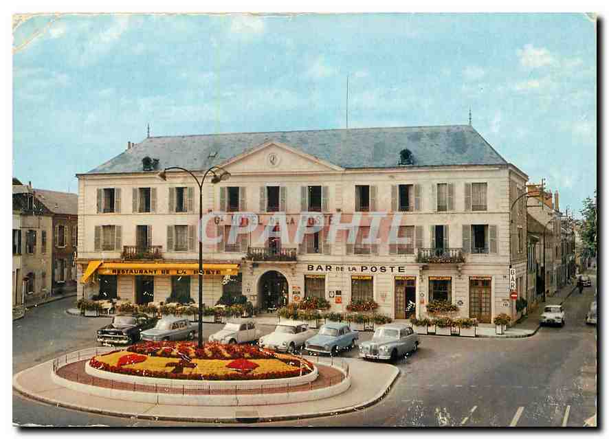 CPM Grand Hotel de la Poste Montargis France Bar de la Poste