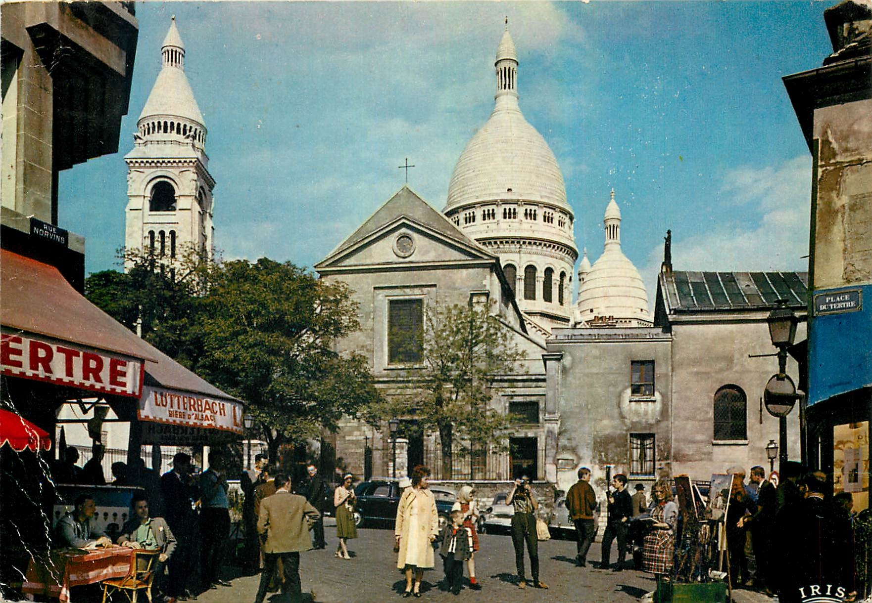 CPM Paris Eglise Saint Pierre de Montmartre et coupoles du Sacre Coeur 