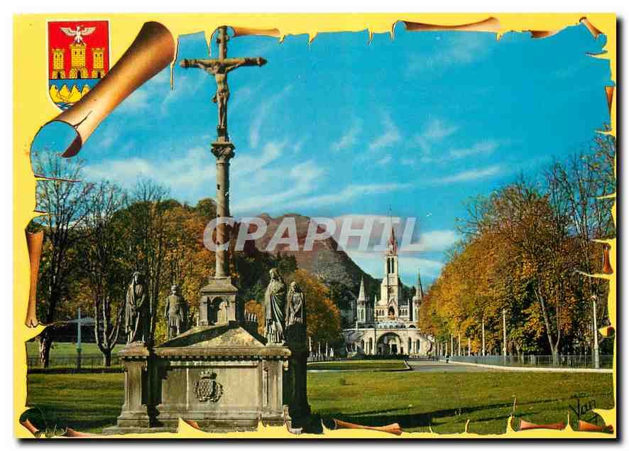 CPM Nos Belles Pyrenees Lourdes Le Calvaire Breton et la Basilique 