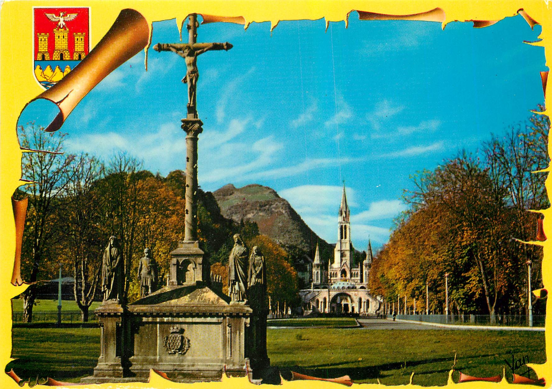 CPM Nos Belles Pyrenees Lourdes Le Calvaire Breton et la Basilique 