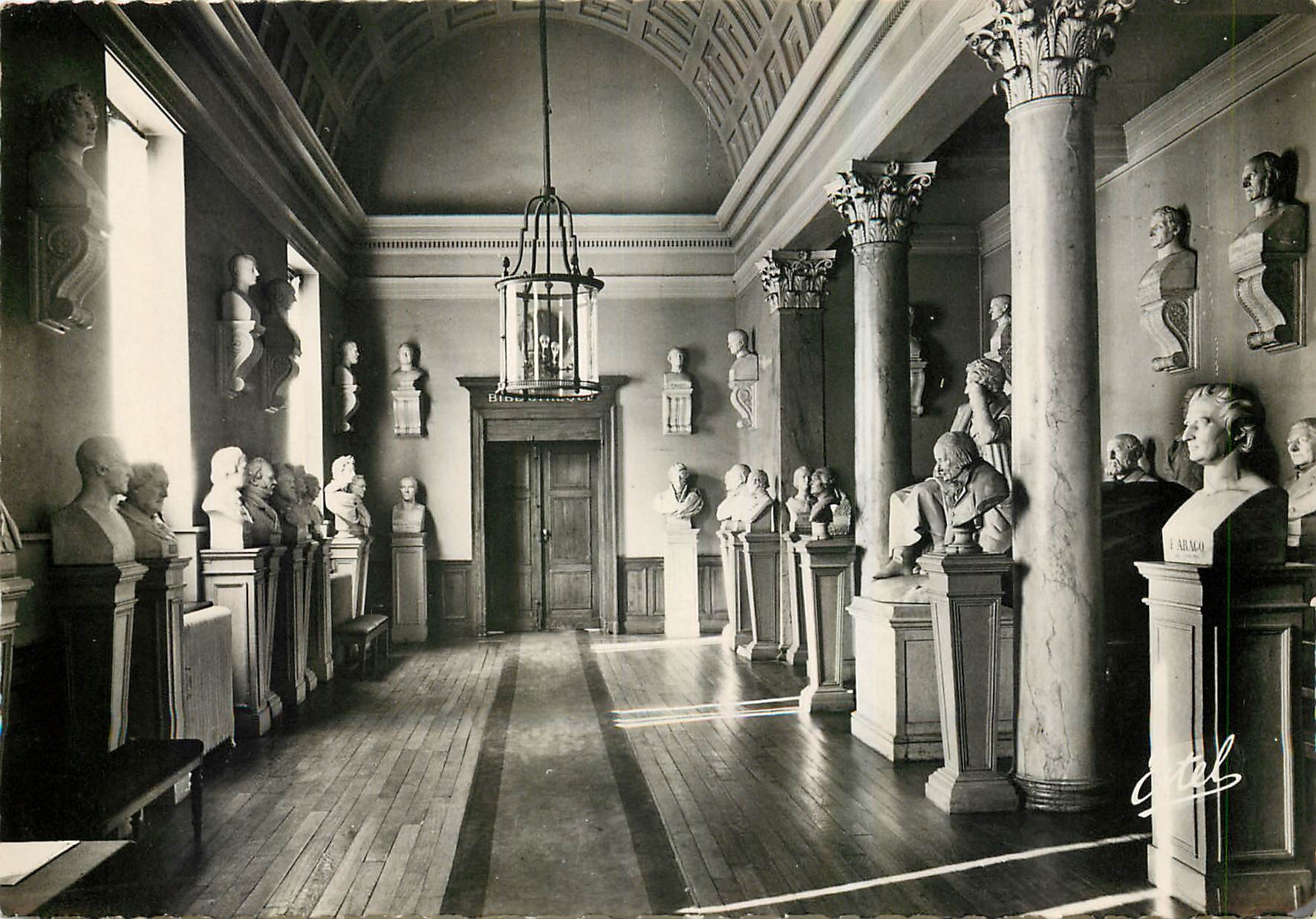 CPM L'Institut de France Salle des Bustes 