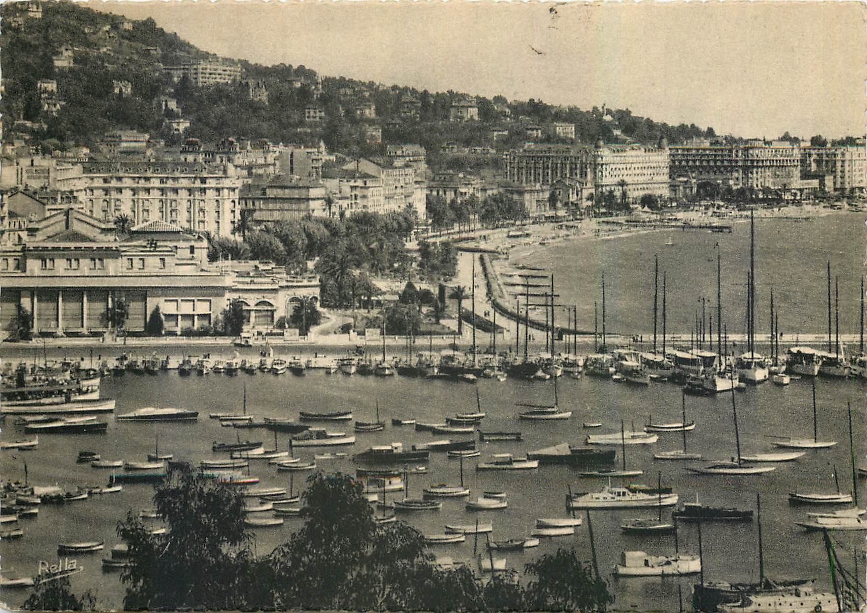 CPM La Cote d'Azur Cannes Vue prise du Mt Chevalier 