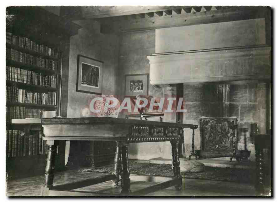 Château de Lourmarin — Salle du XVème siècle aménagée en bibliothèque — Éditions d'Art, Paris
