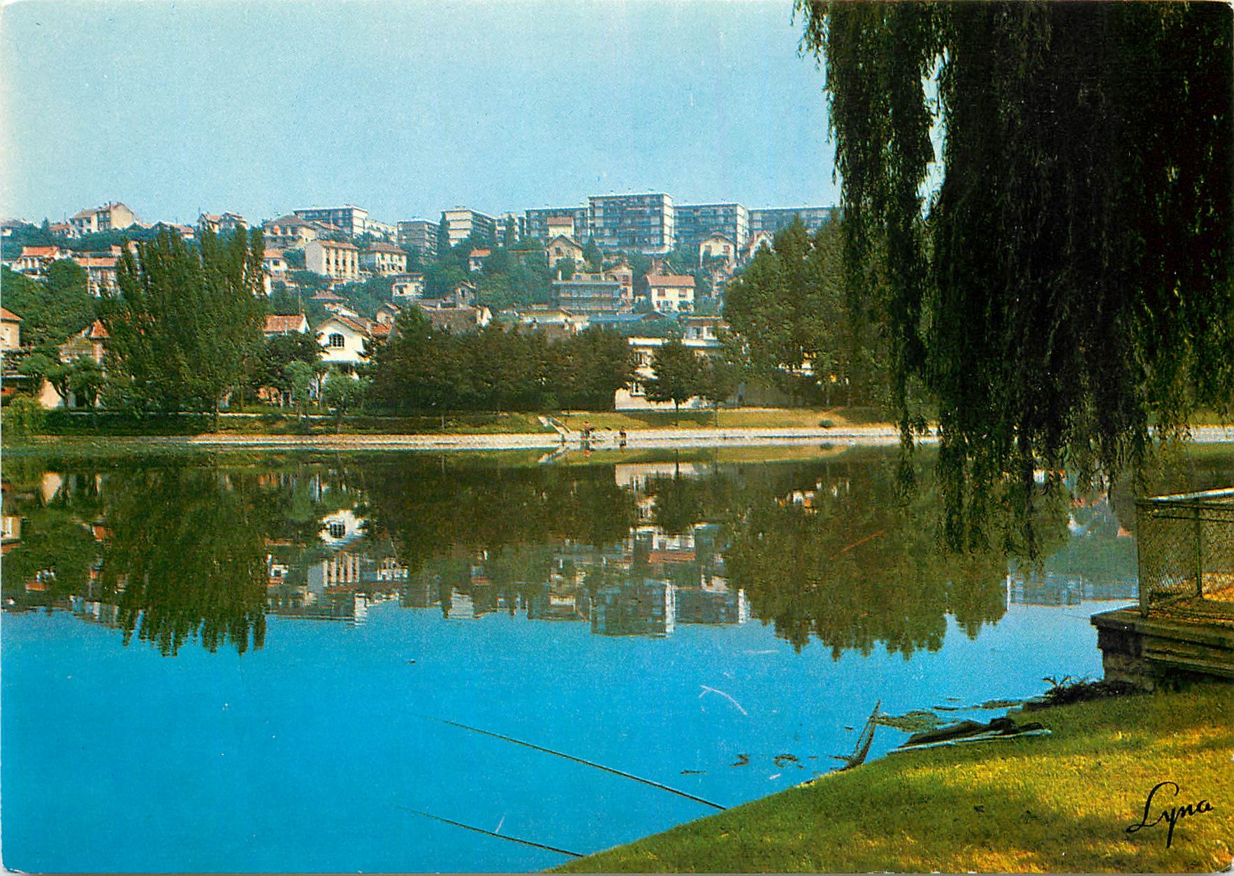 CPM Le Plessis Robinson Hauts de Seine L'Etang Colbert 