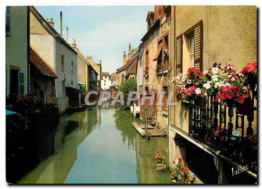 CPM L'Orleanais Montargis Loiret La Venise du Gatinais 