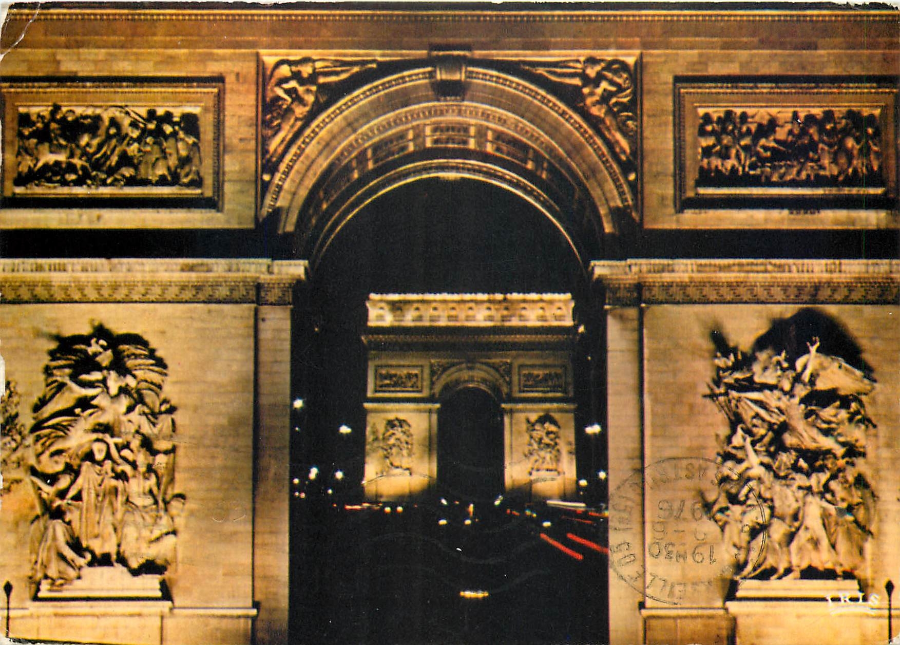 CPM Paris L'Arc de Triomphe et le detail de sa facade 