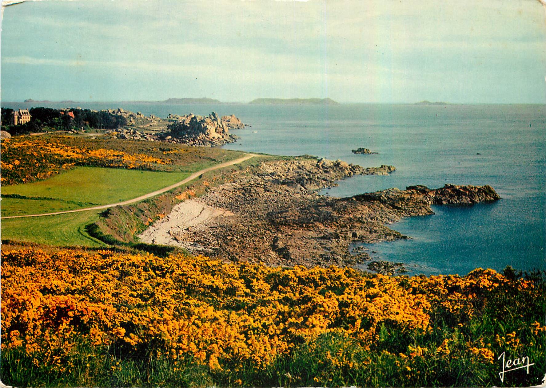 CPM La Bretagne La Cote a Ploumanach C du N 