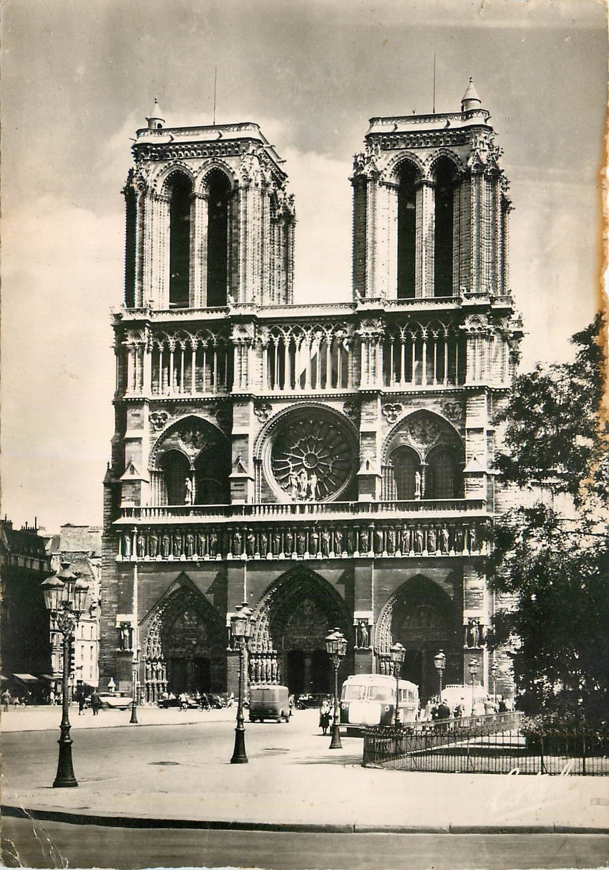 CPM Paris Notre Dame de Paris 