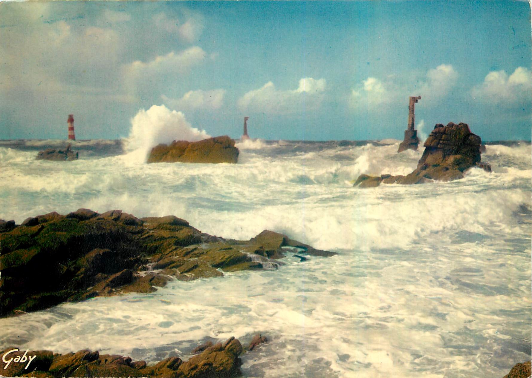 CPM Ile d'Ouessant Nord Finistere Phare du Nividic 