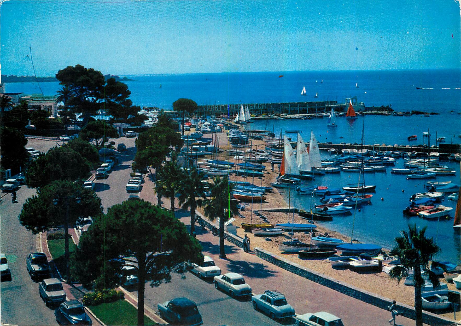 CPM Cannes A M Le Port du Beach et du MYCCA 