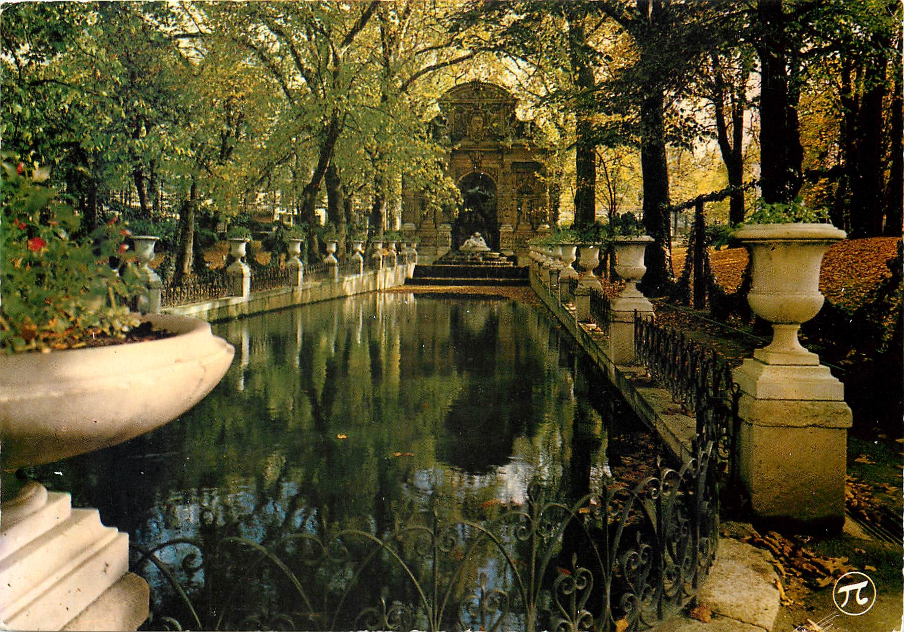 CPM Sous le Ciel de Paris La fontaine de Medicis dans les jardins du Luxembourg 