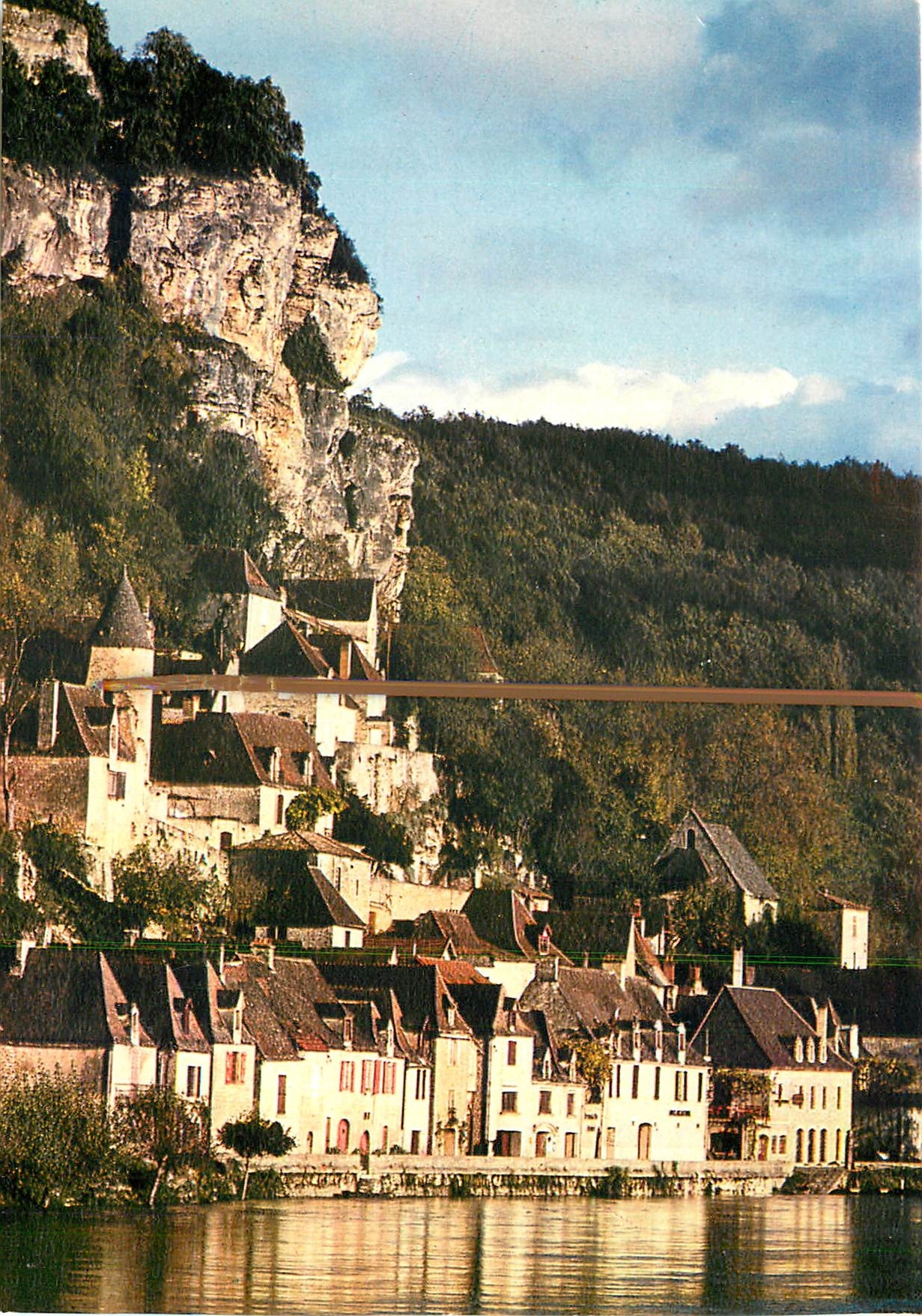 CPM Vallee de la Dordogne La Roque Gageac Village au bord de la Dordogne plaque contre 