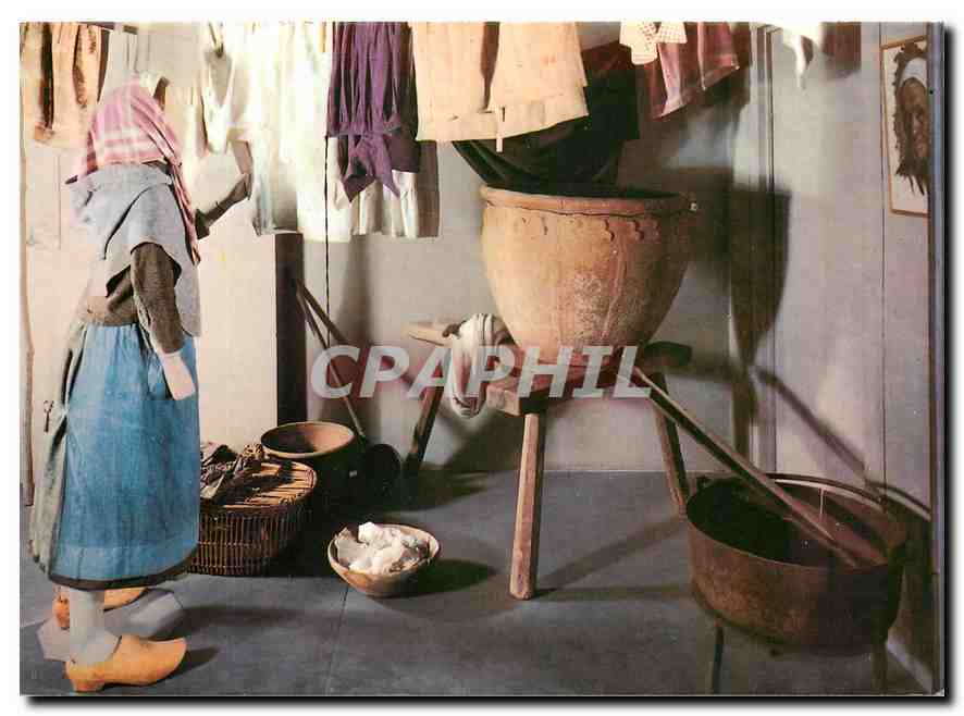 Romorantin-Lanthenay — Musée de Sologne — La Buie (La Blanchisseuse)