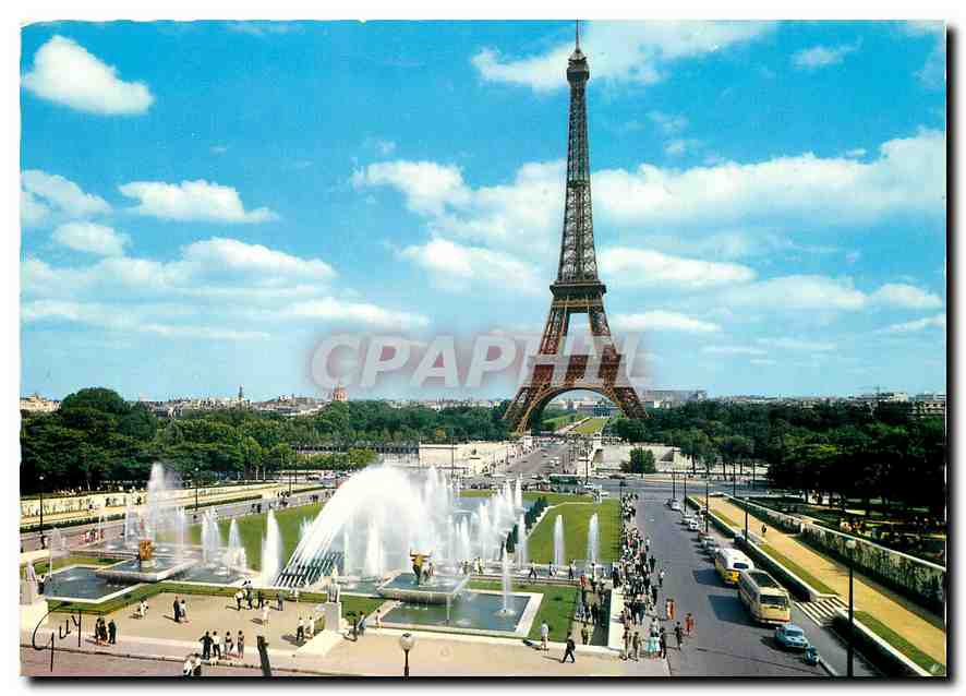 CPM Paris et ses Merveilles Les jardins du Trocadero et les jets d'eau 