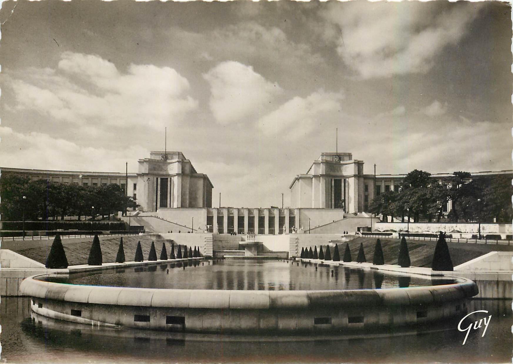 CPM Paris et ses Merveilles Le palais de Chaillot vu des jardins 