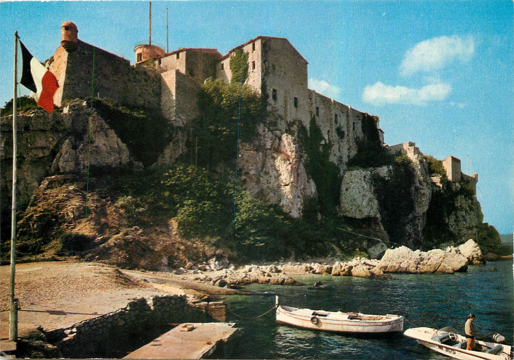 CPM La Cote d'Azur Cannes A M Ile Marguerite 