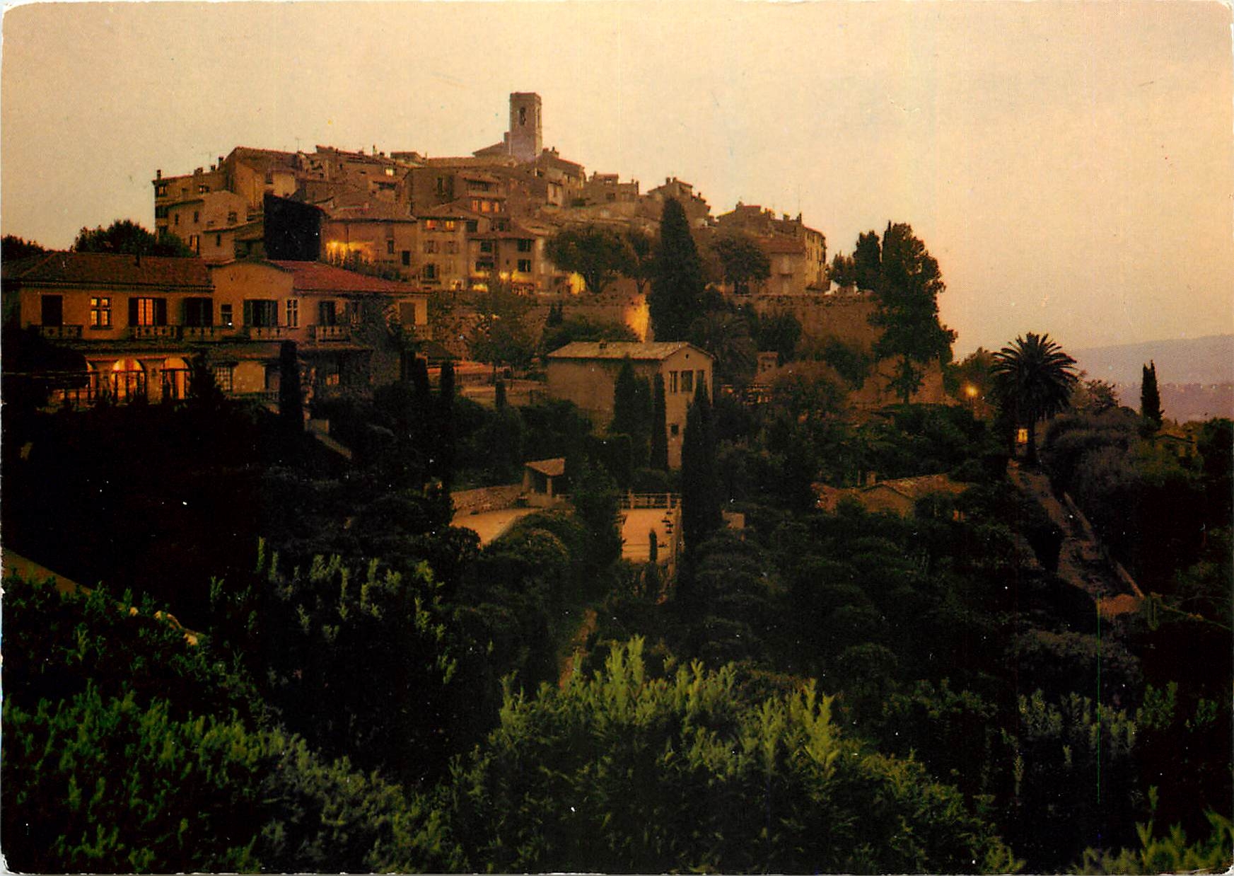 CPM Couleurs et Lumiere de France La Cote d'Azur Saint Paul Alpes Maritimes Le Village la nuit 
