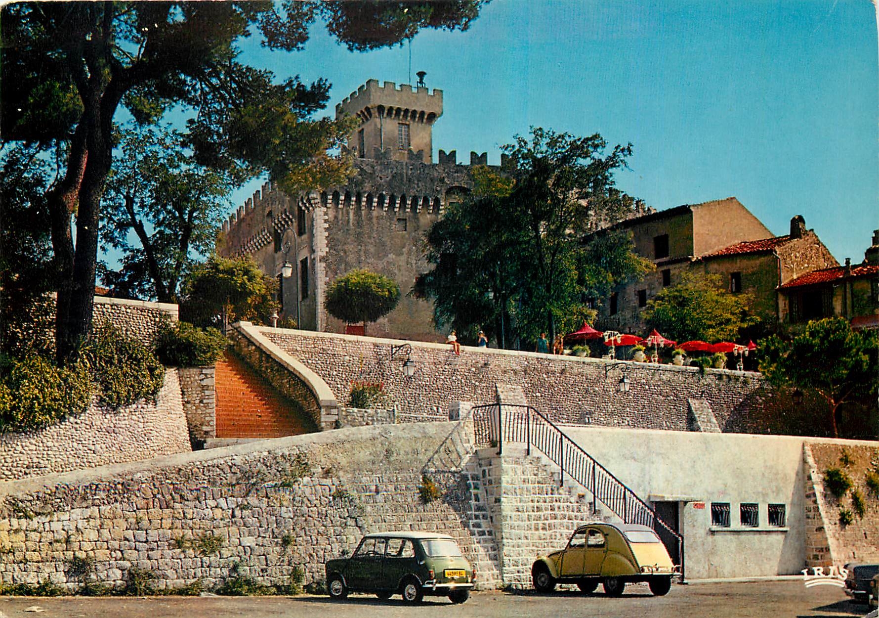 CPM La Cote d'Azur Le Haute de Cagnes Le Chateau 