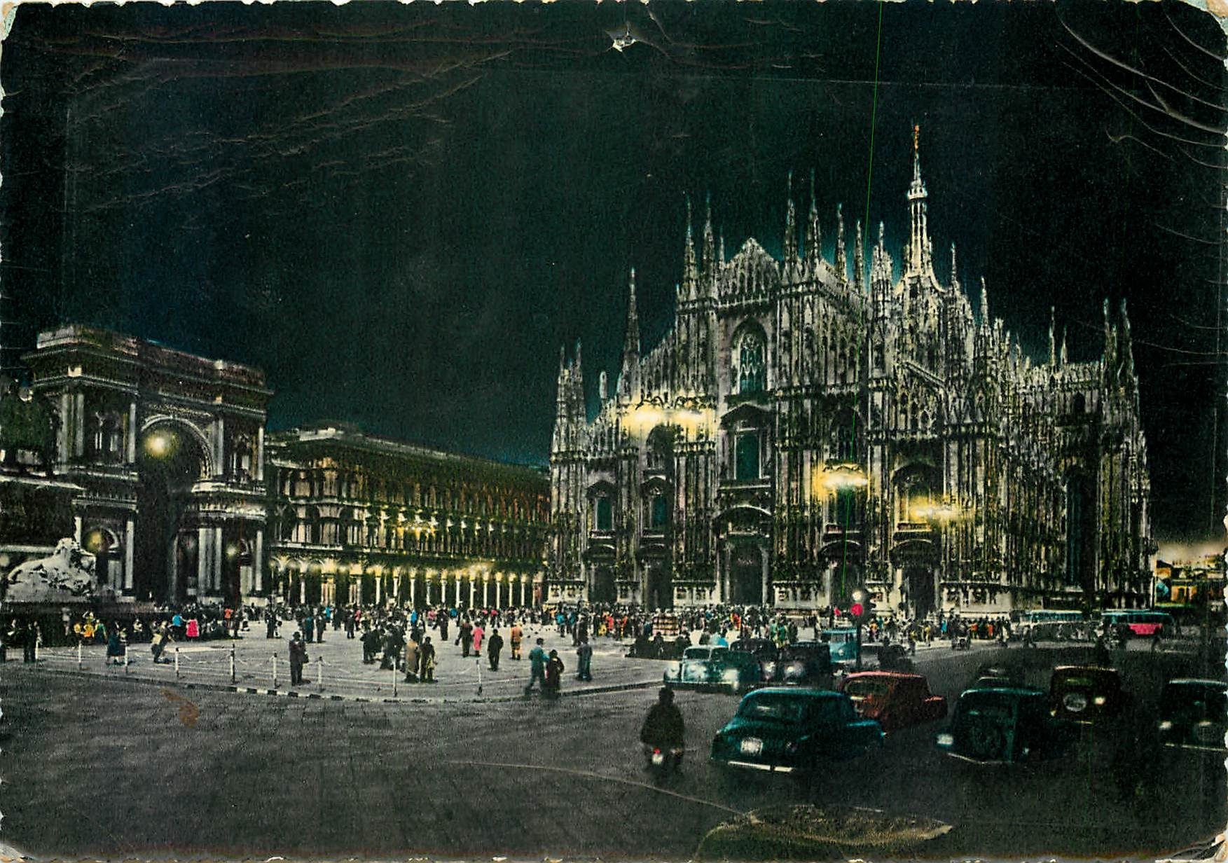 CPM Milano Plazza del Duomo Notturn Cathedral Square Place du Dome Domplatz 