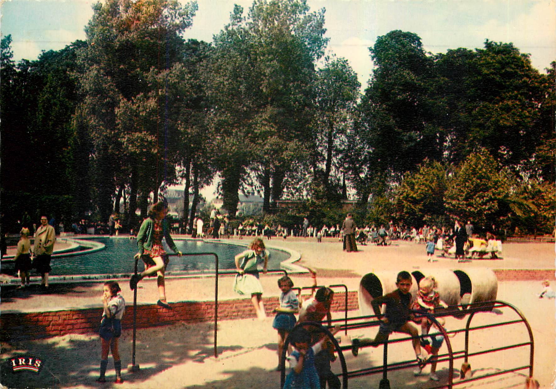 CPM Lille Nord le Jardin des Enfants 