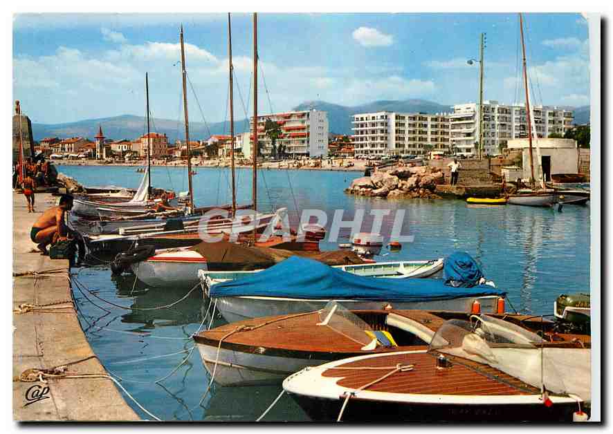 CPM Cros de Cagnes A M la Plage vue du Port 