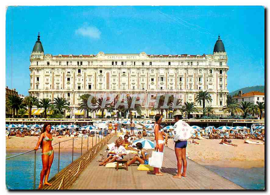 CPM Cannes Cote d'Azur Hotel Cariton et sa Plage 