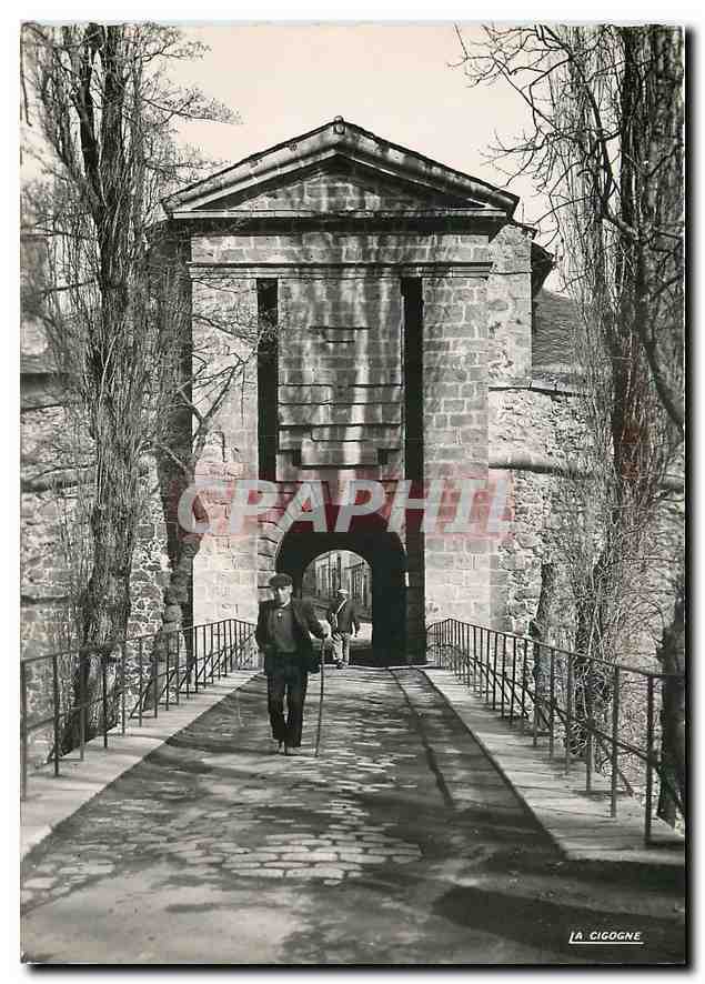 CPM Mont Louis Pyr Or Porte de France 