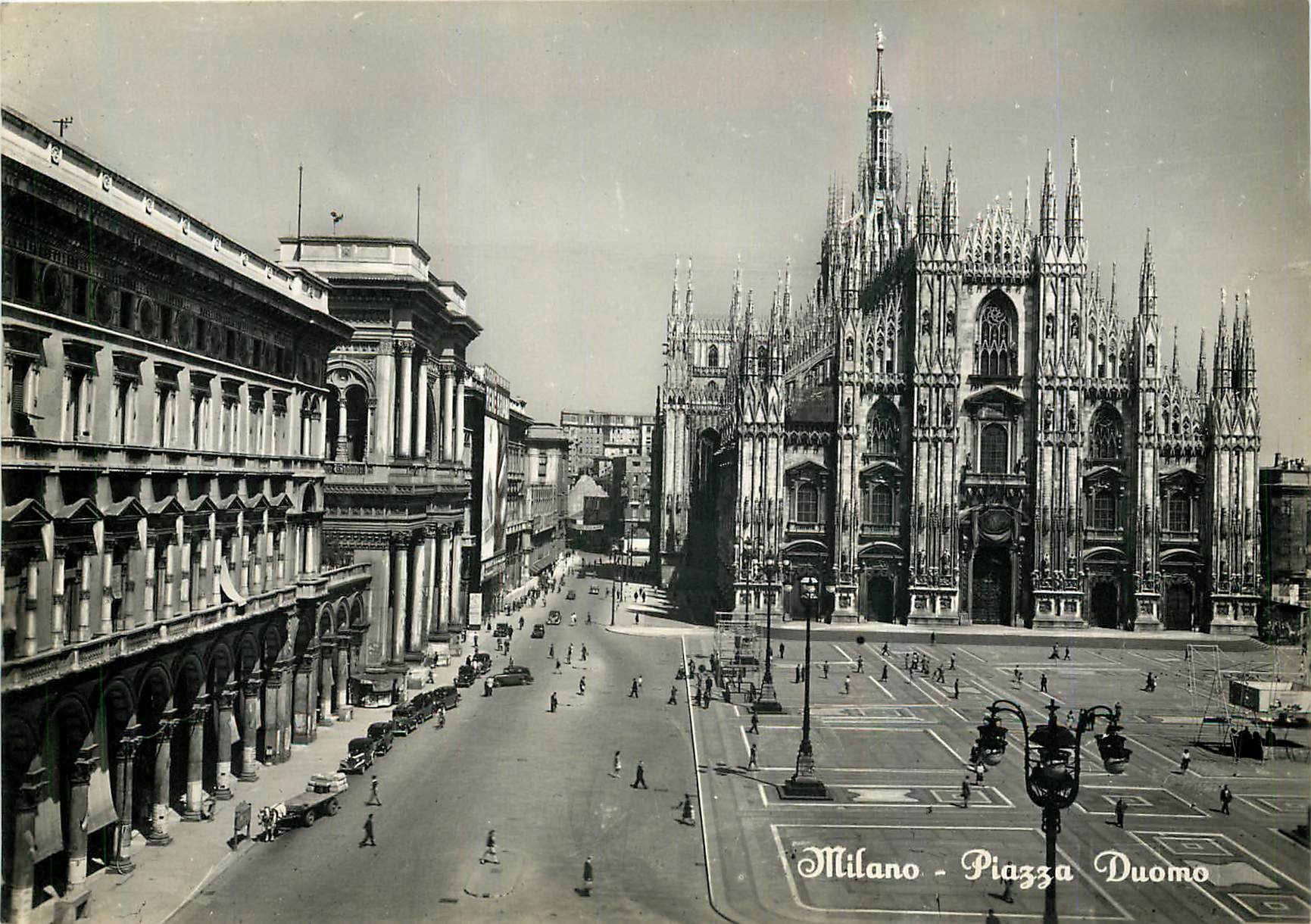CPM Milano Piazza Duomo 