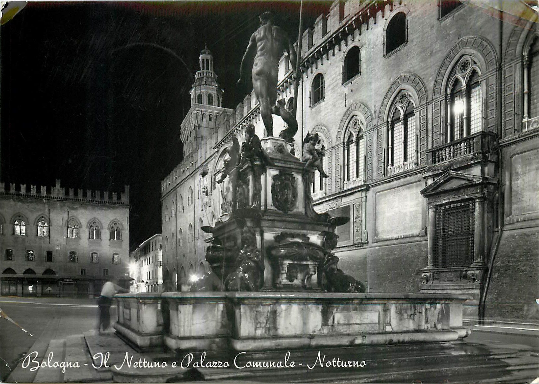 CPM Bologna Il Nettuno e Palazzo Comunale Notturno 