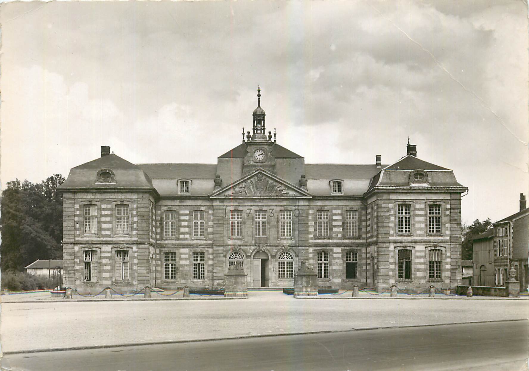 CPM Sainte Menehould L'Hotel de Ville 