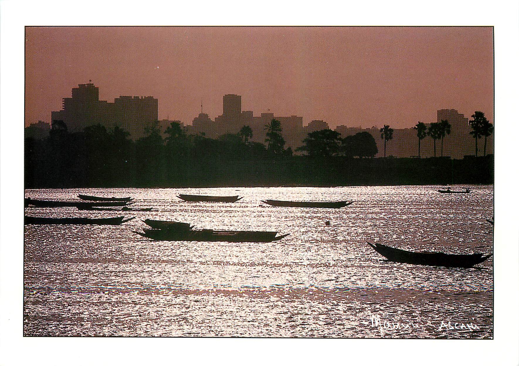 CPM Republique du Senegal Dakar Lever de soleil vu depuis Soumbedioune 