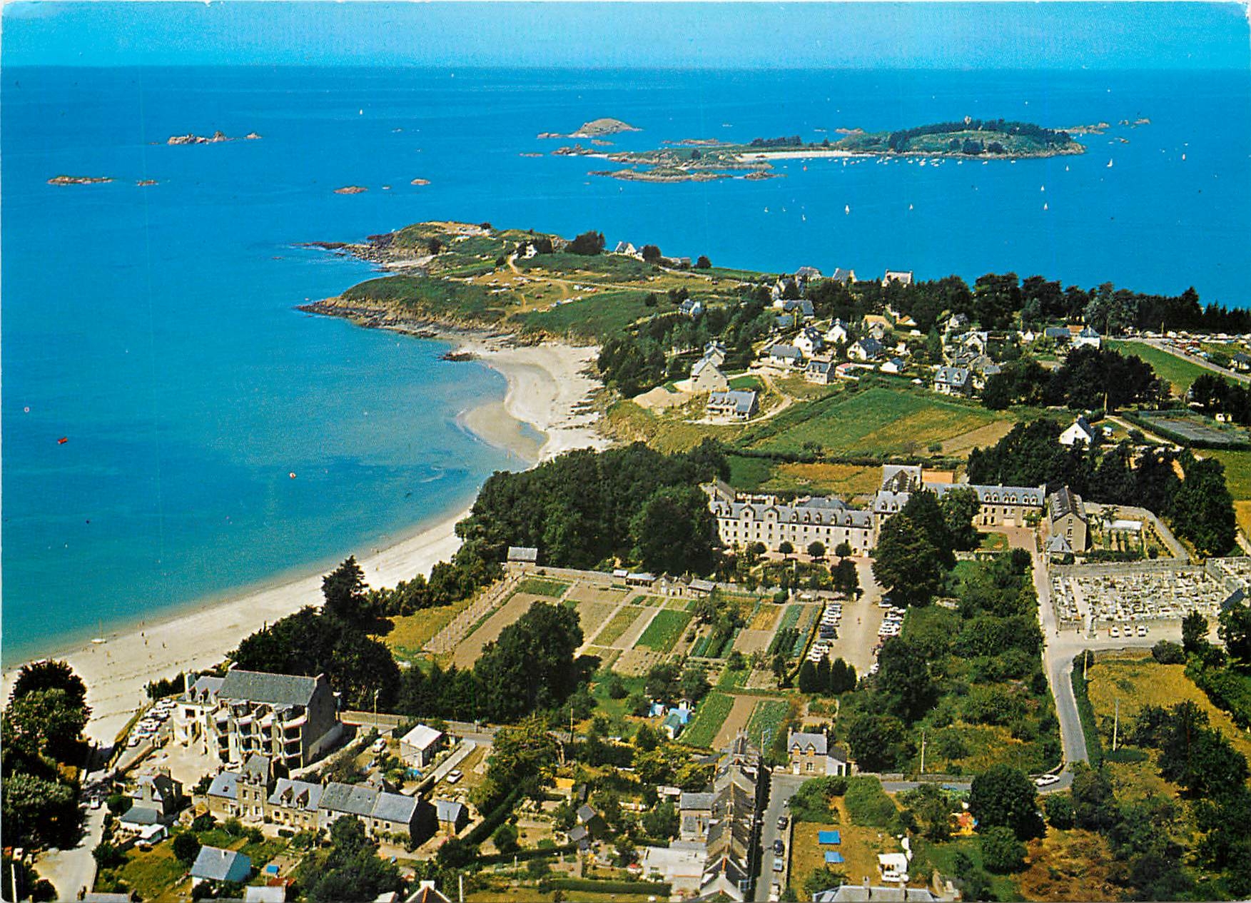 Saint-Jacut-de-la-Mer — Vue aérienne du Chef de l'Île, îles Ébihens — Éditions Dubray