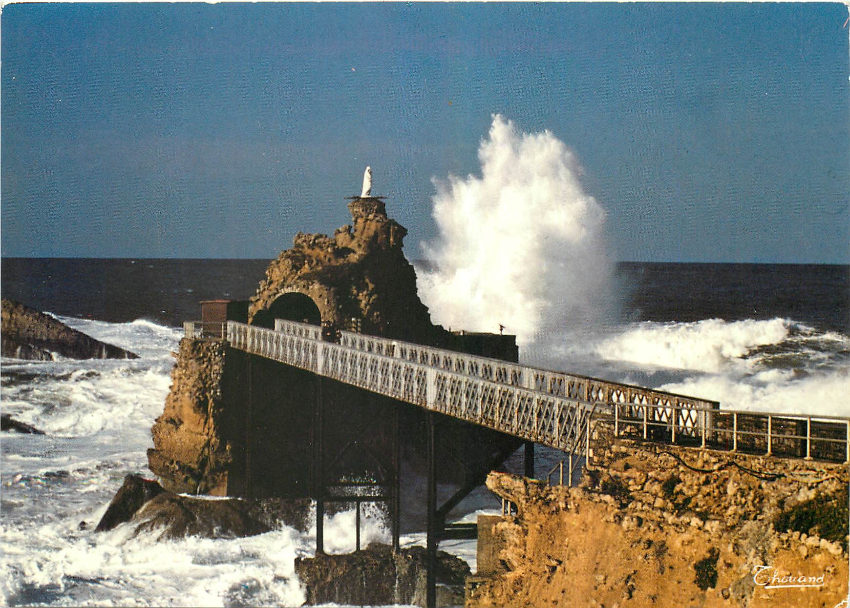 CPM Biarritz Rocher de la Vierge 
