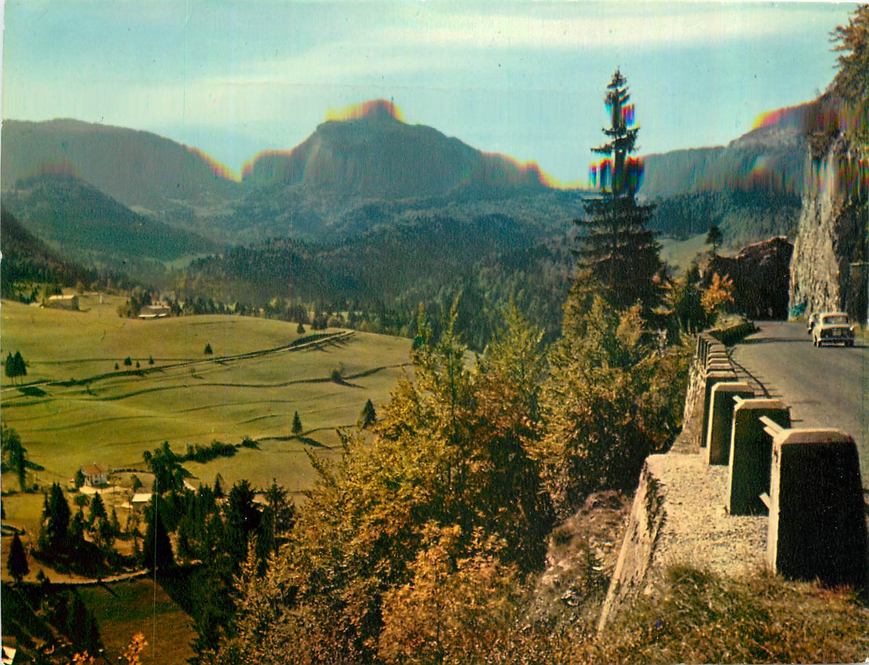 CPM La Franche Comte Pittoresque Route de Morez aux Rousses Le Turu et la Vallee des Rivieres 