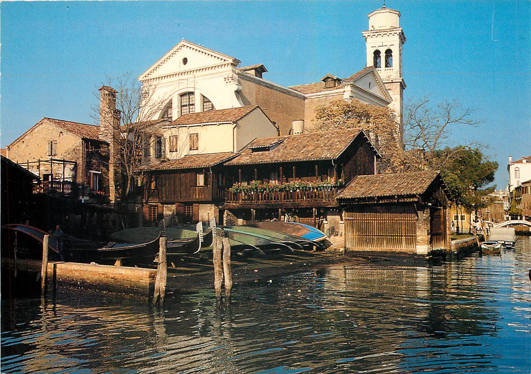 CPM Venezia San Trovaso Chantier de construction de gondoles 