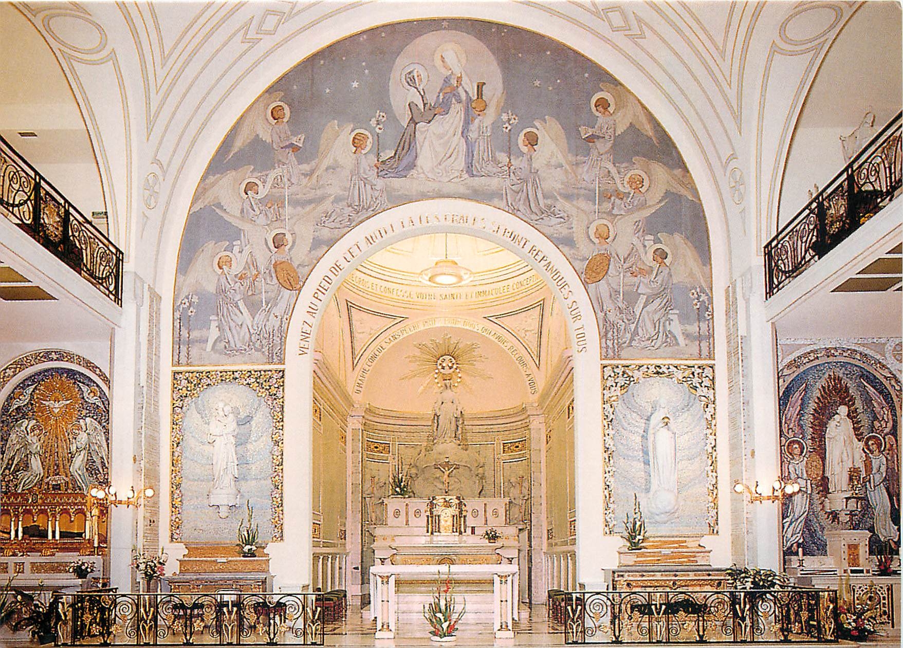 CPM Chapelle Notre Dame de la Medaille Miraculeuse 