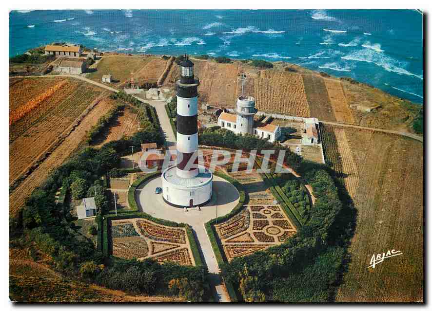 CPM Sur la Cote de Lumiere L'Ile d'Oleron Le Phare de Chassiron 