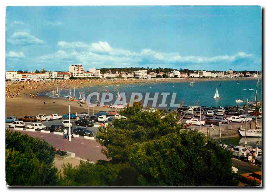 CPM Royan La Grande Plage Facade du Bd F Garnier 
