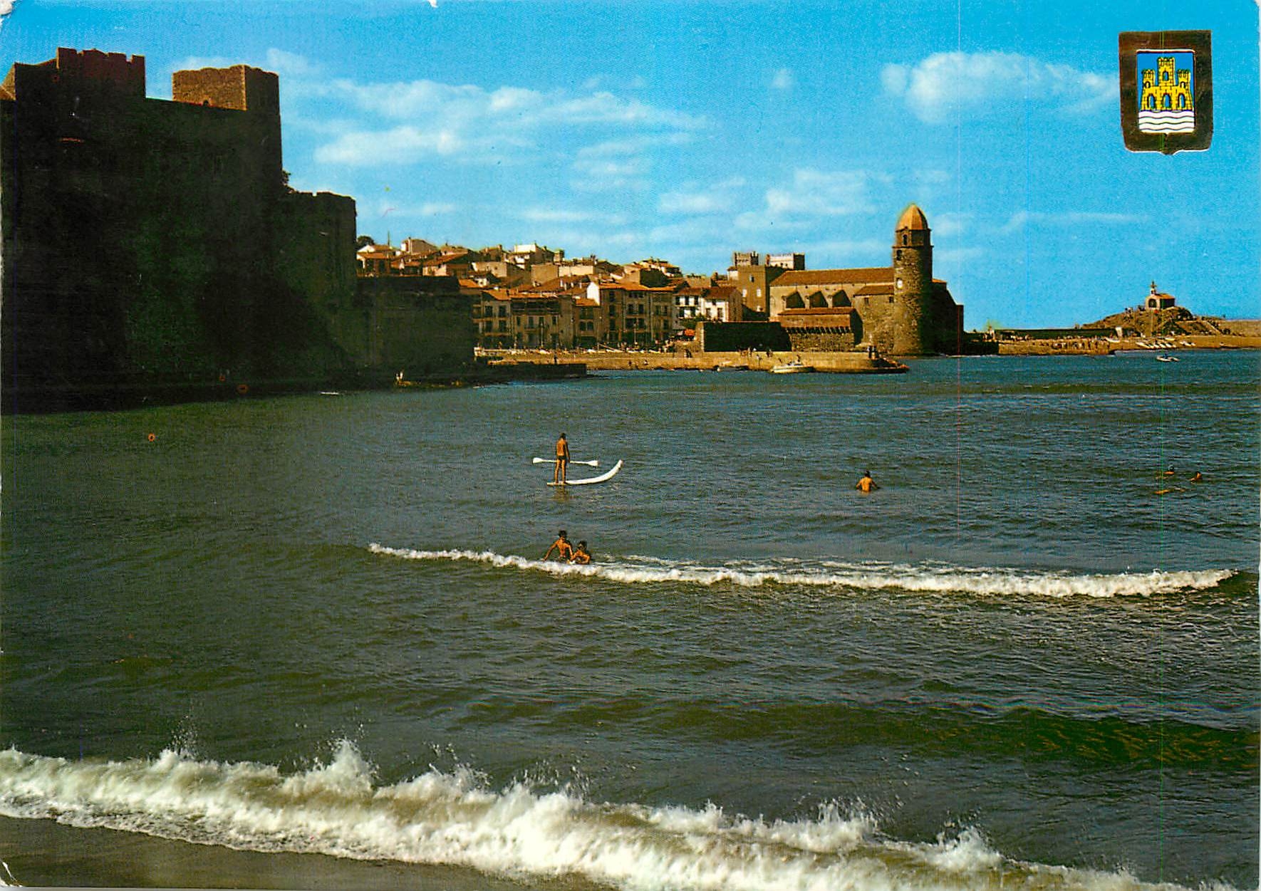 CPM Lumiere et Couleurs de la Cote Vermeille Collioure Celebre petit port Catalan Vue sur le Chateau