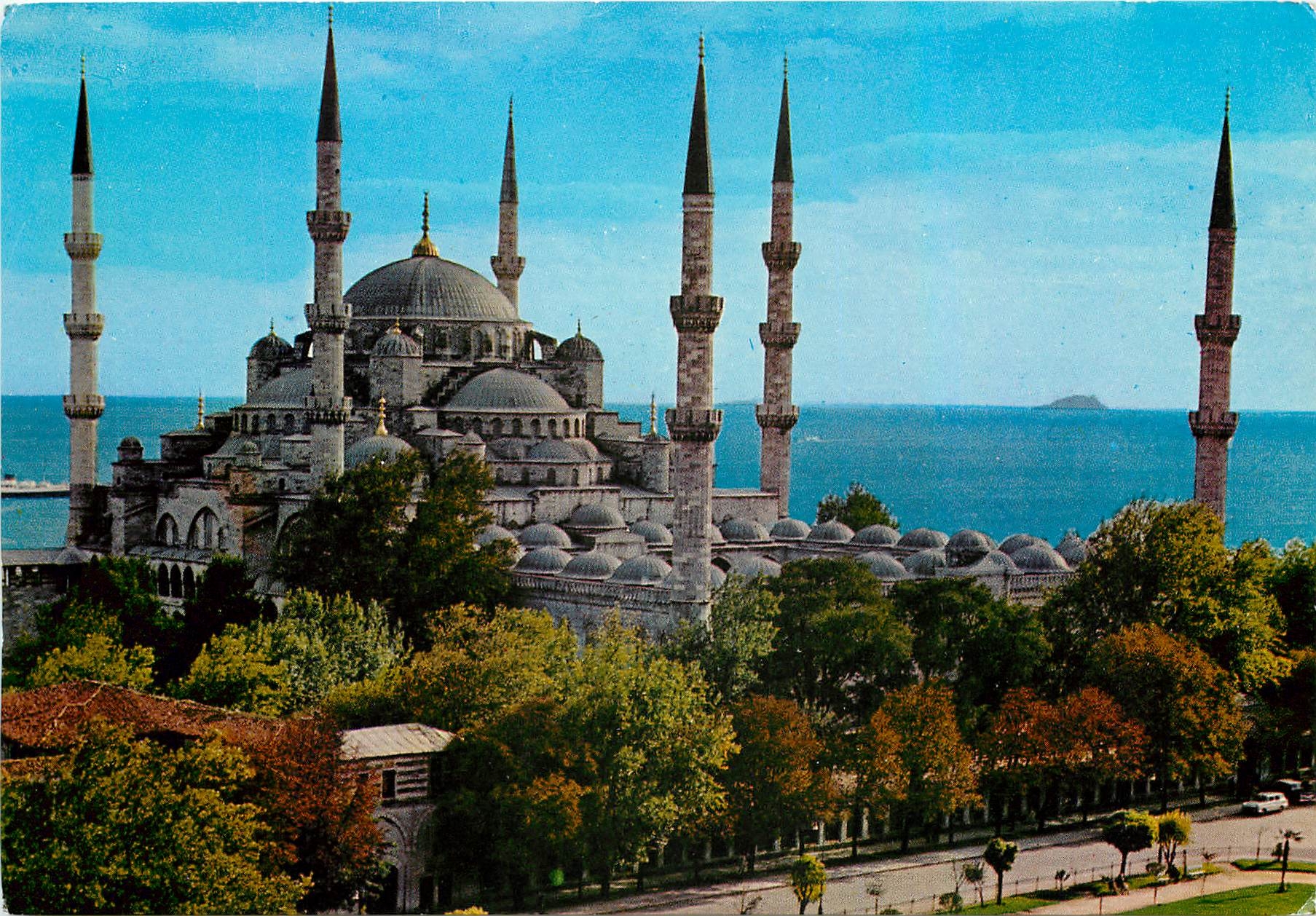 CPM Istanbul ve Saheserleri La Mosquee Bleue 