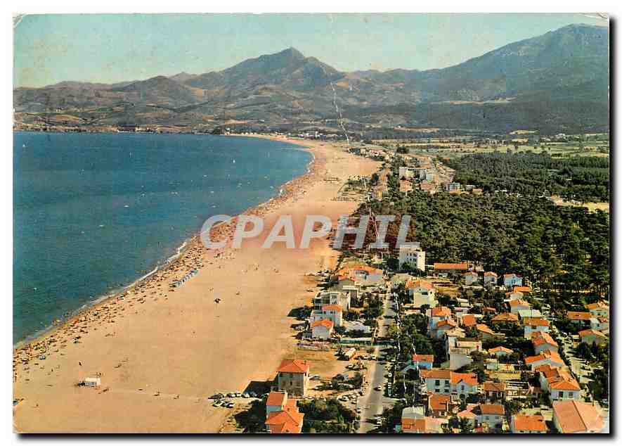 CPM Argeles Plage Pyr Or Vue generale sur la Plage au fond les Alberes 