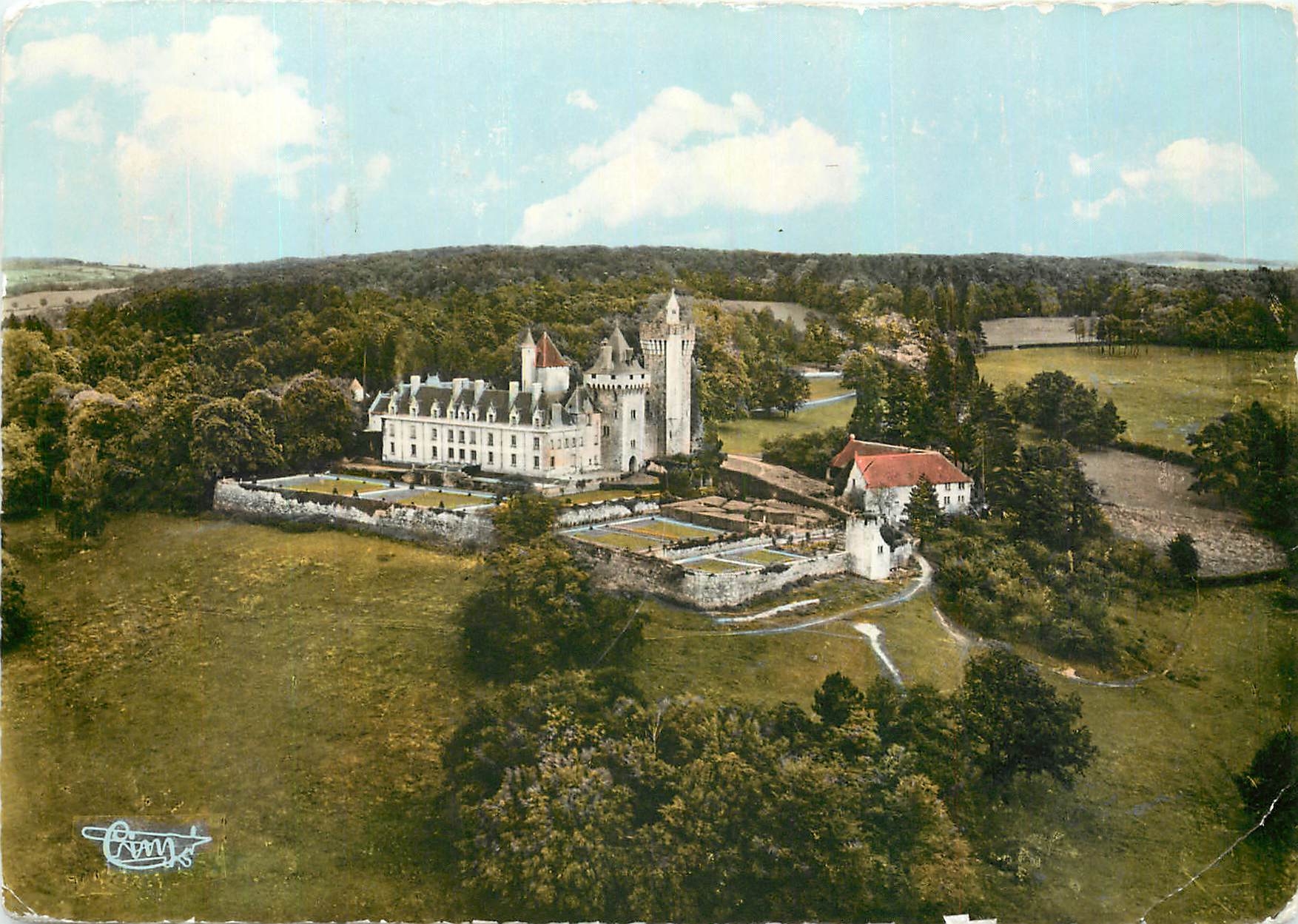 Château du Plessis — vue aérienne — Imprimeur Combier, Blanzy