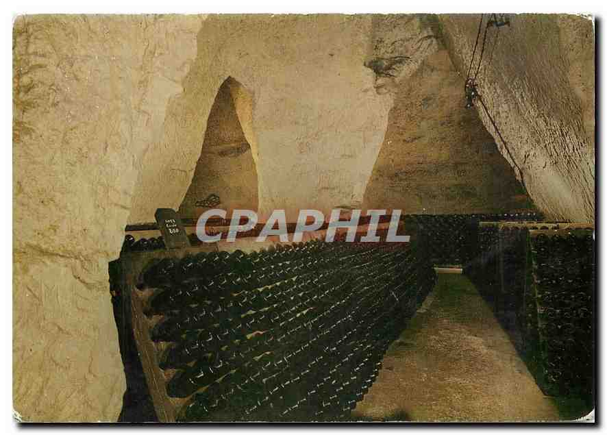 CPM La Champagne Caves de Champagne Crayeres Gallo Romaines 